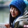 family poker Dia ingin memenangkan hati Yun Qingya, salah satu dari empat wanita cantik di Kota Qingzhou, yang dia kejar.